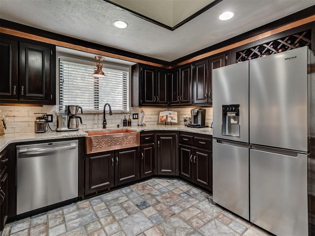 10913 Abbeywood Property Photo 16
