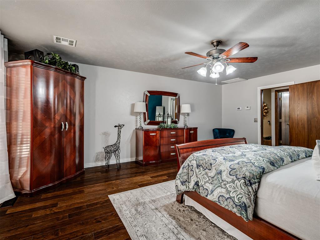 10913 Abbeywood Property Photo 26