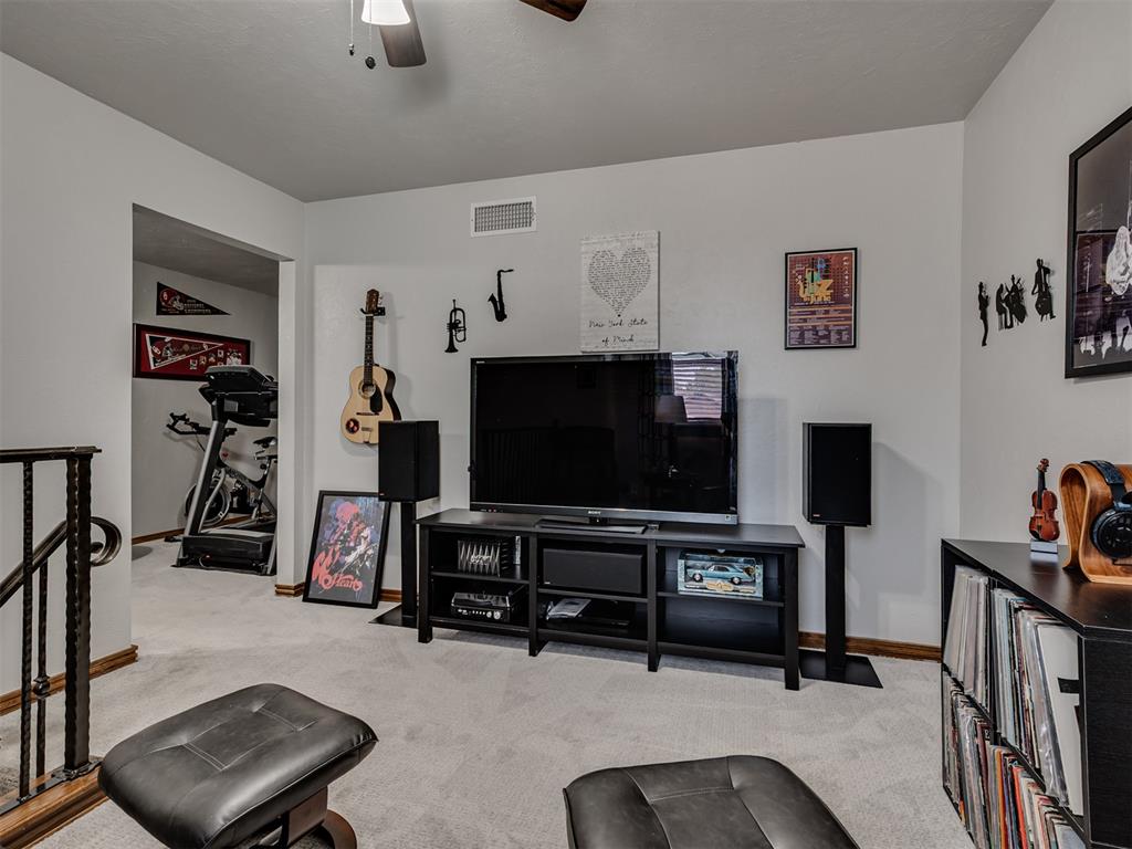 10913 Abbeywood Property Photo 35
