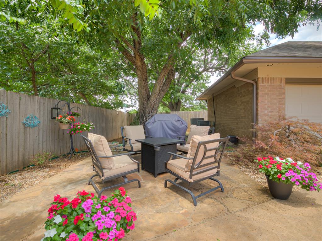 10913 Abbeywood Property Photo 41