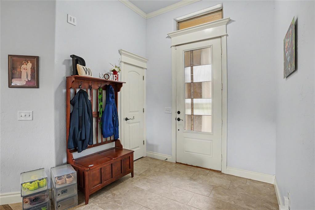 2104 Buffalo Lane Property Photo 8