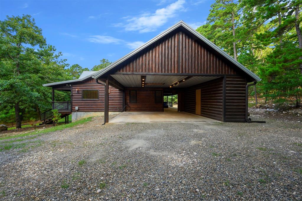 315 Banjo Lane Property Photo 4