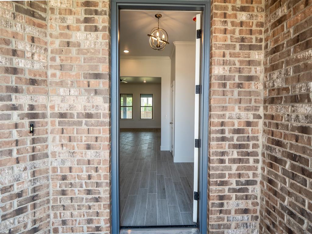 4204 Chesterfield Place Property Photo 6