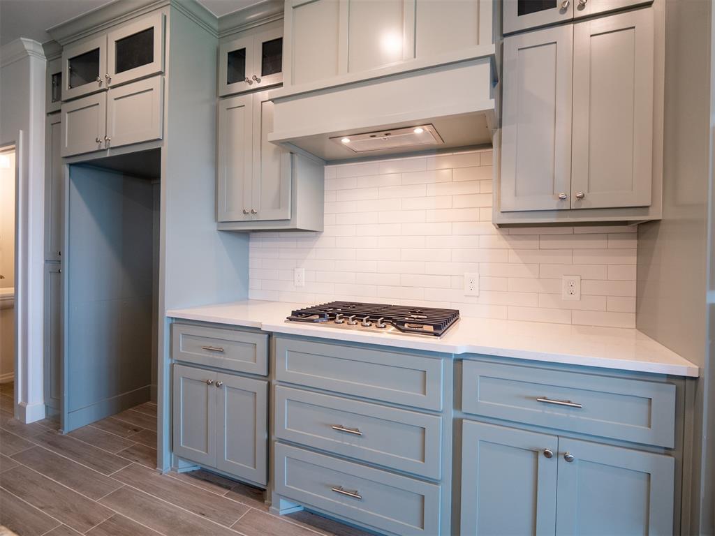 4204 Chesterfield Place Property Photo 19