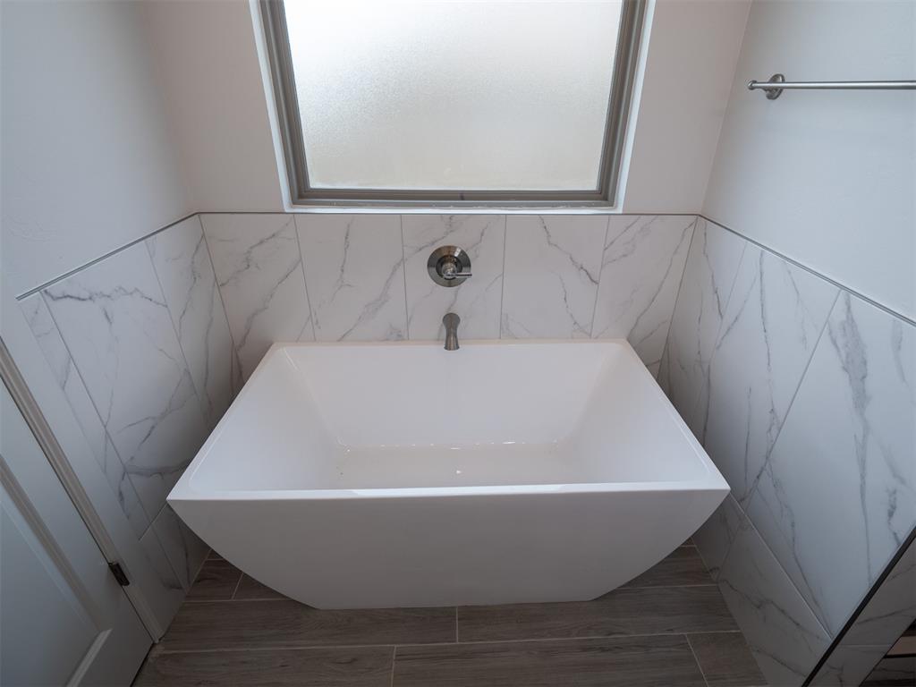 4204 Chesterfield Place Property Photo 27