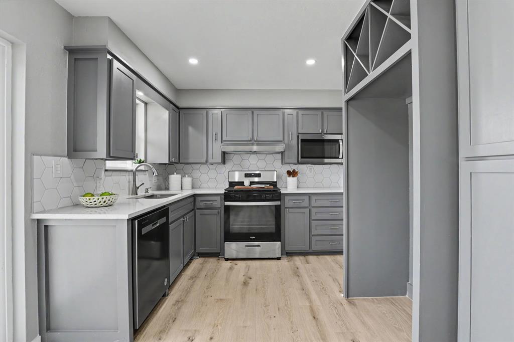 2800 Sw 79th Street Property Photo 4