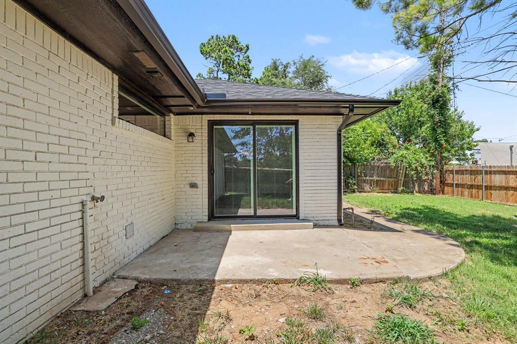106 Briarwood Street Property Photo 12