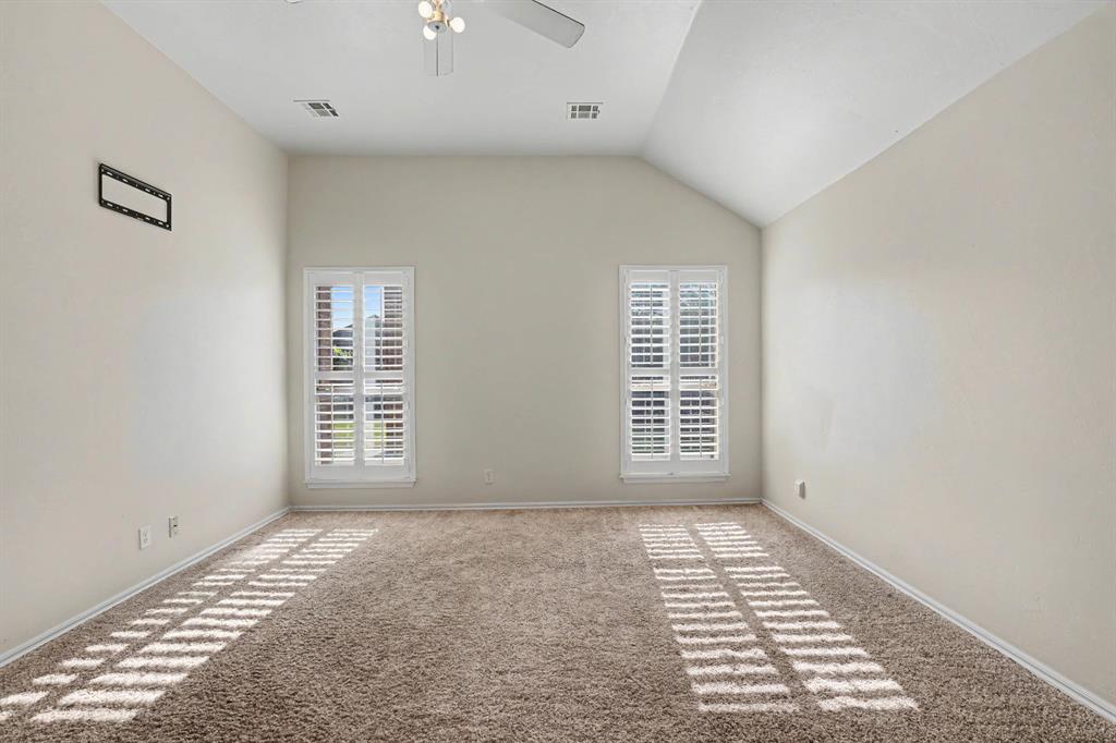 12909 Condor Street Property Photo 7