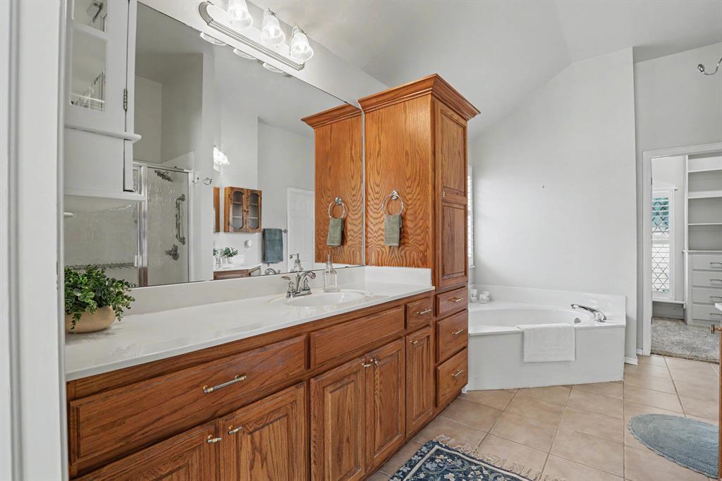 12909 Condor Street Property Photo 9