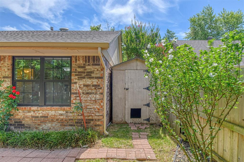 412 Portland Street Property Photo 39