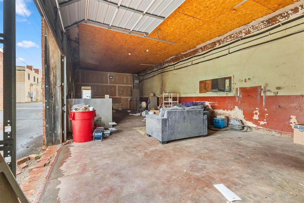 116 N 5th Street Property Photo 8