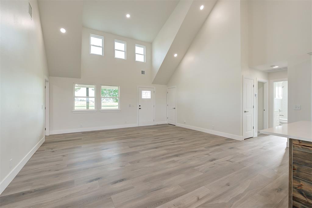 333861 E 930 Road Property Photo 10