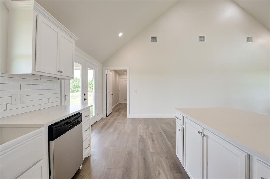 333861 E 930 Road Property Photo 16