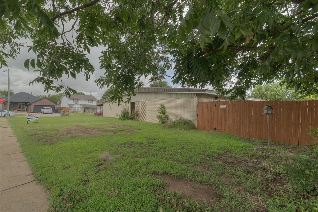 2441 Sw 77th Street Property Photo 3