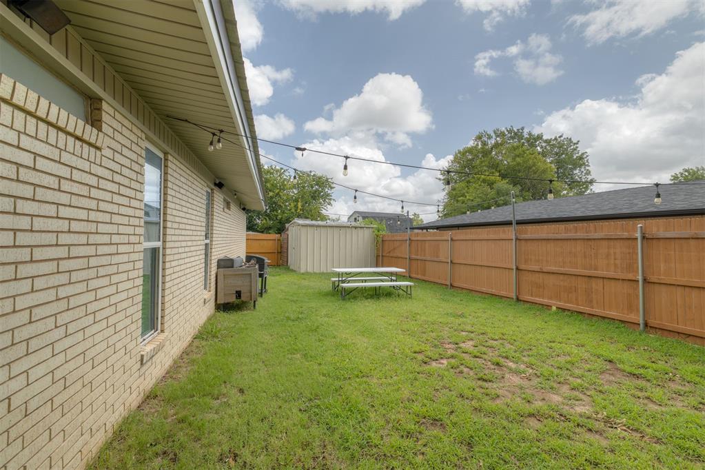 2441 Sw 77th Street Property Photo 8