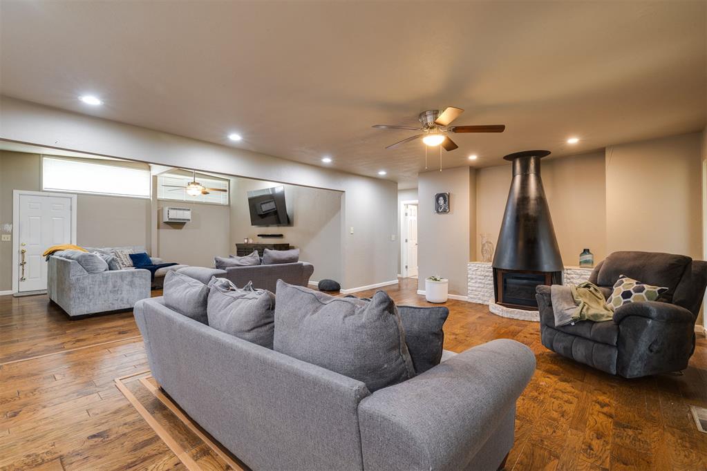 2441 Sw 77th Street Property Photo 12