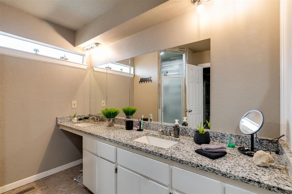 2441 Sw 77th Street Property Photo 34