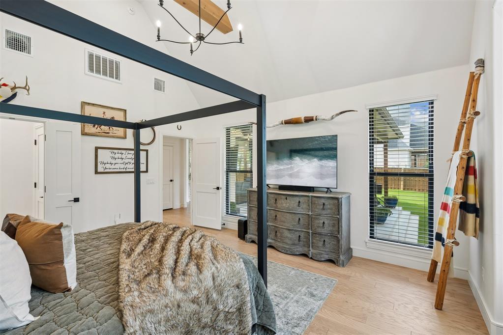 5008 Water Oak Way Property Photo 13
