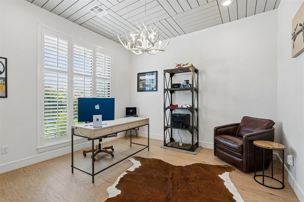 5008 Water Oak Way Property Photo 17