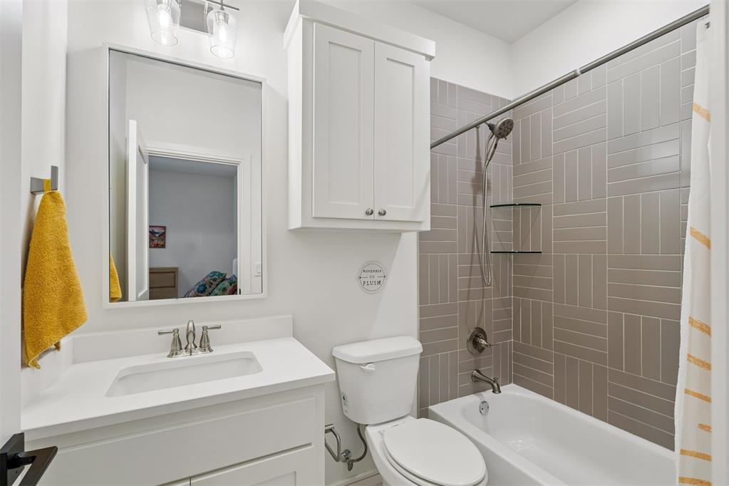 5008 Water Oak Way Property Photo 21