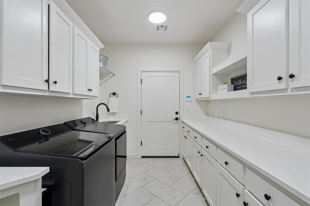 5008 Water Oak Way Property Photo 24