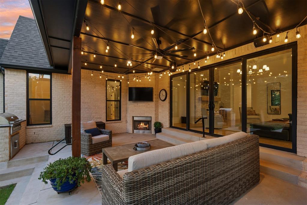 5008 Water Oak Way Property Photo 32