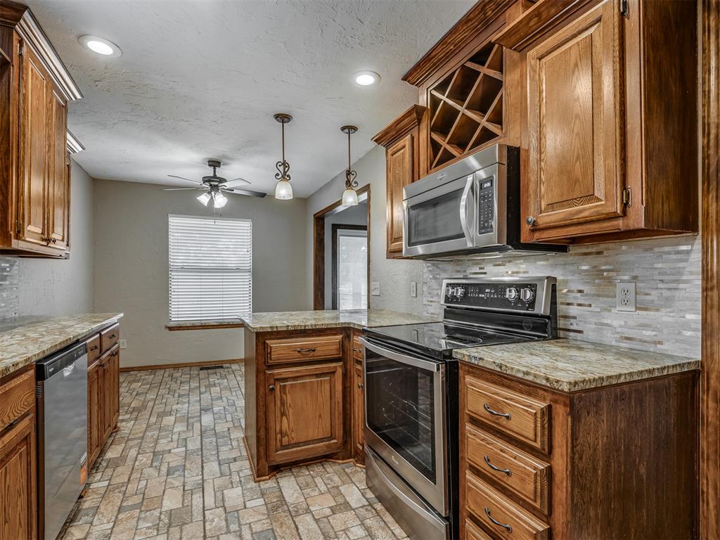 11124 Ashford Drive Property Photo 18