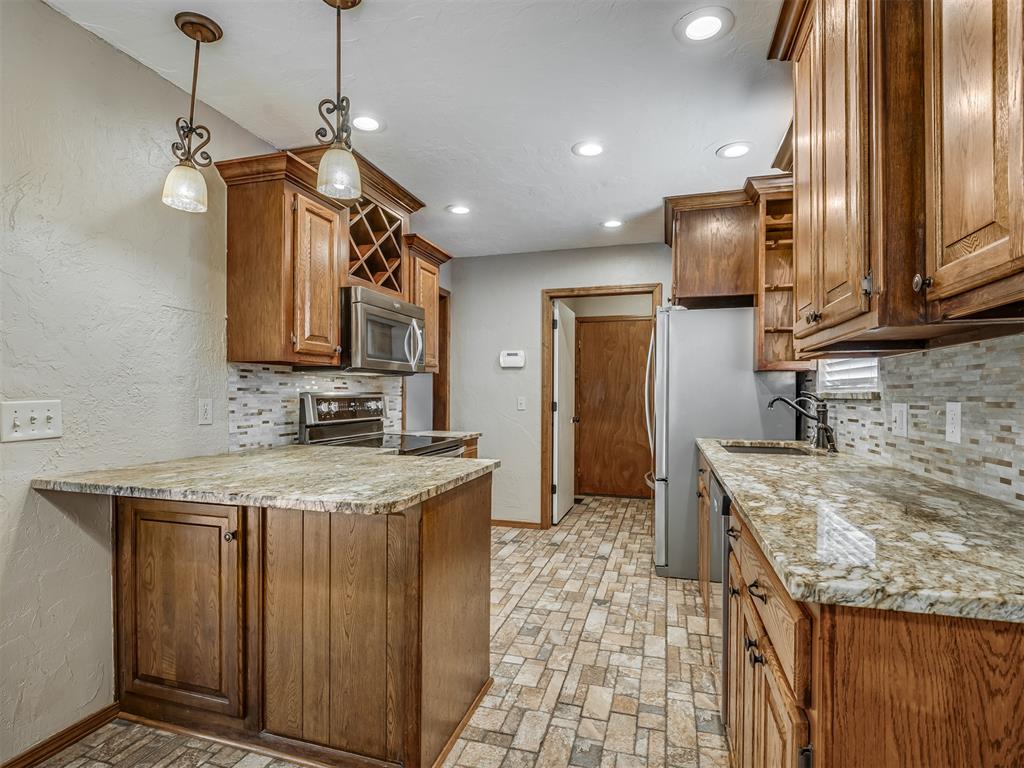 11124 Ashford Drive Property Photo 27