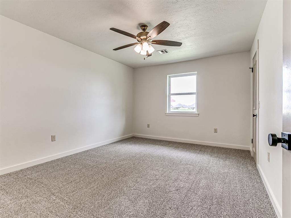 1003 N Euclid Avenue Property Photo 32