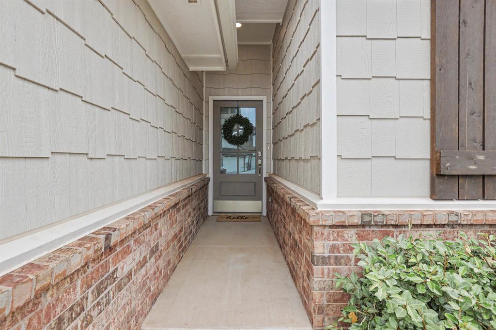 3240 Mangrove Road Property Photo 3