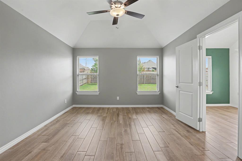 3240 Mangrove Road Property Photo 14
