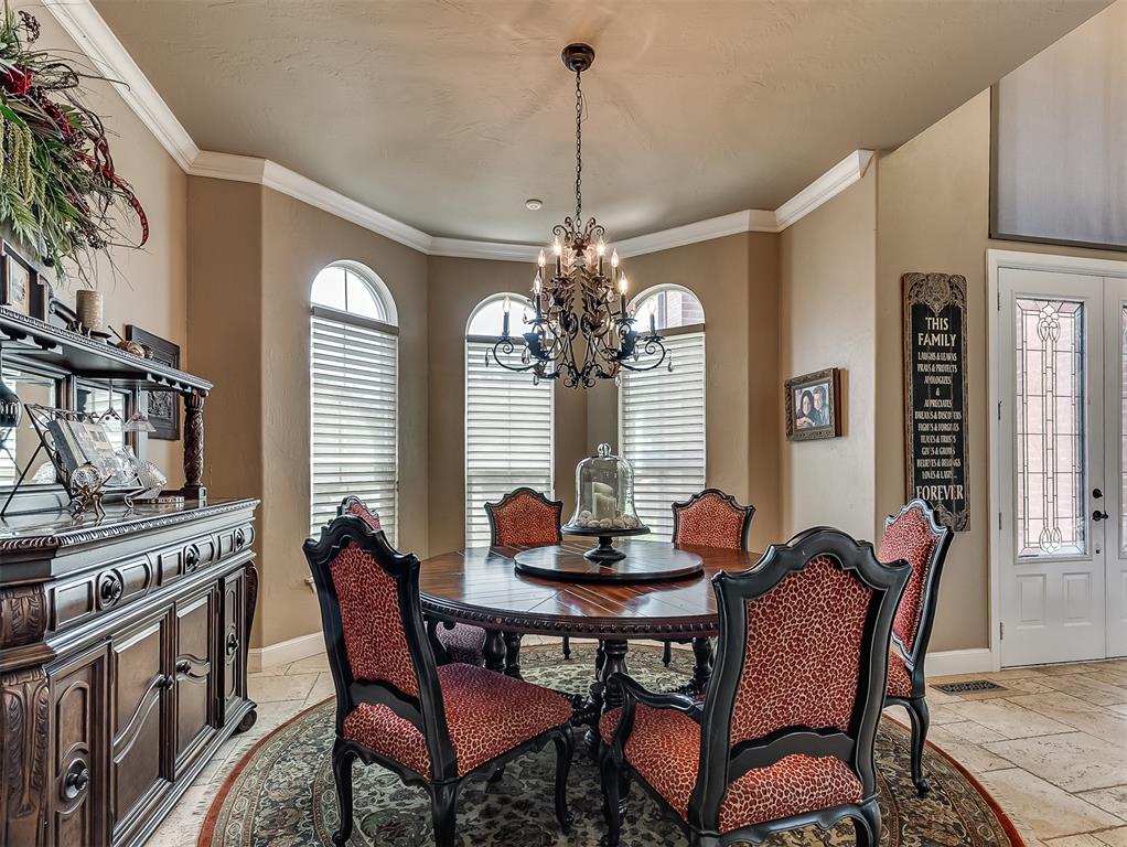 12504 Shire Lane Property Photo 10
