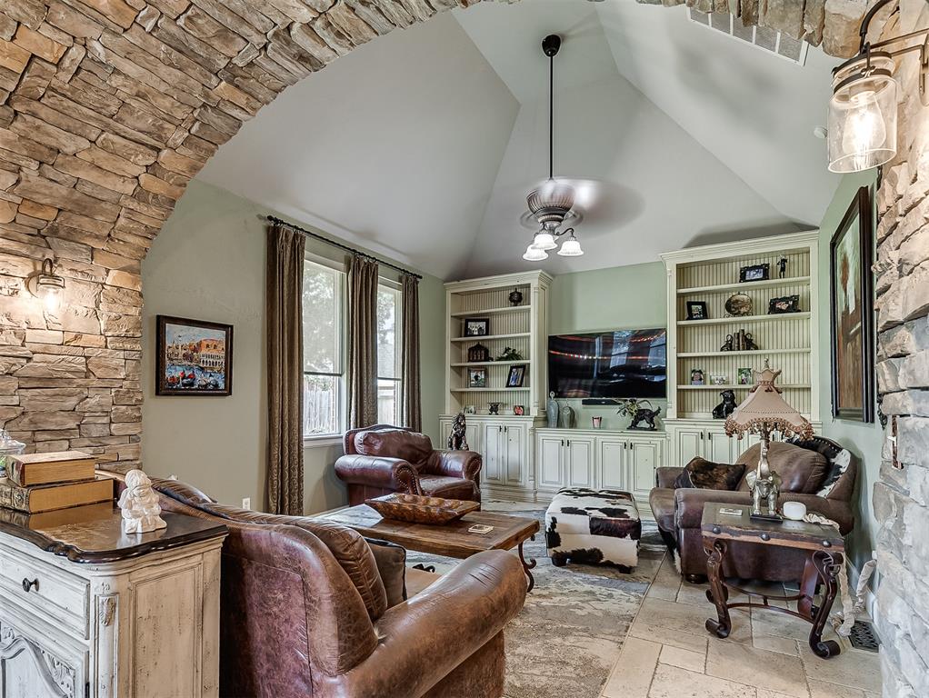12504 Shire Lane Property Photo 17