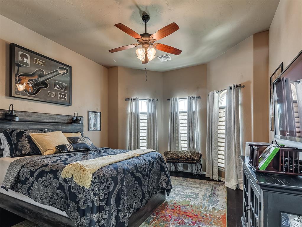 12504 Shire Lane Property Photo 30