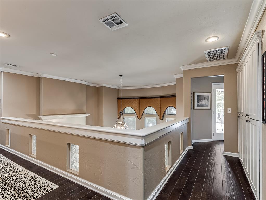12504 Shire Lane Property Photo 32