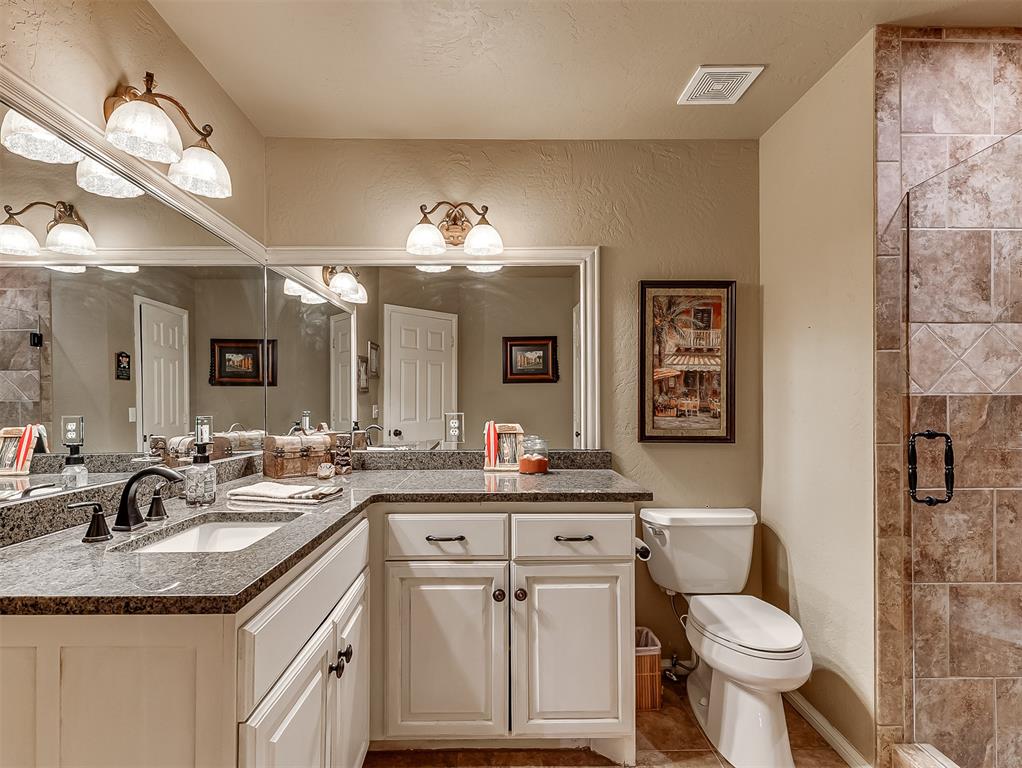 12504 Shire Lane Property Photo 36