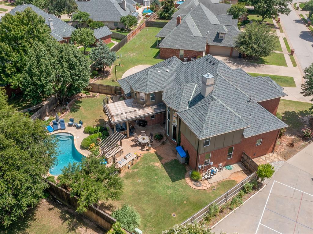12504 Shire Lane Property Photo 38