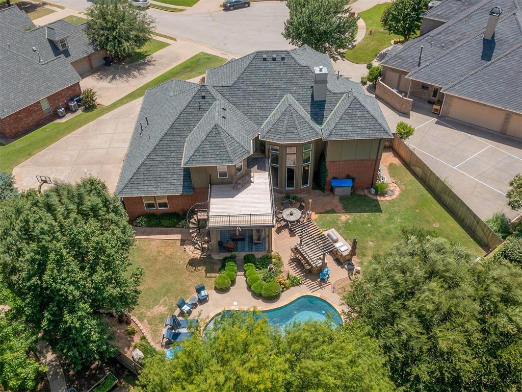 12504 Shire Lane Property Photo 48