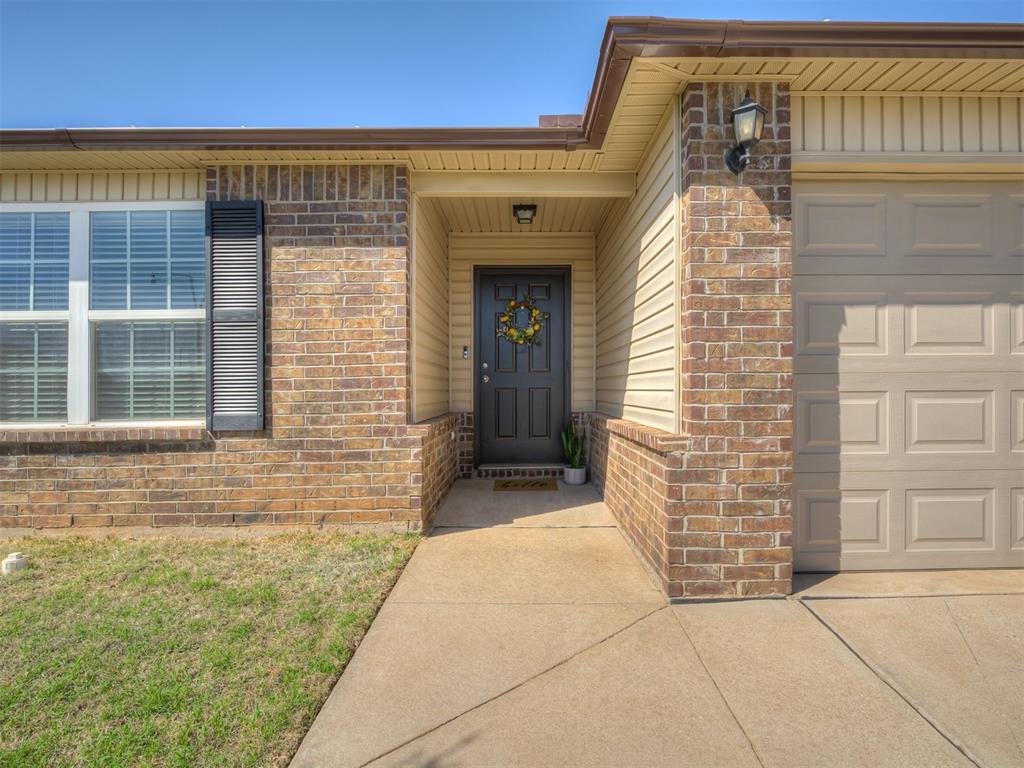 2009 Bosc Drive Property Photo 2