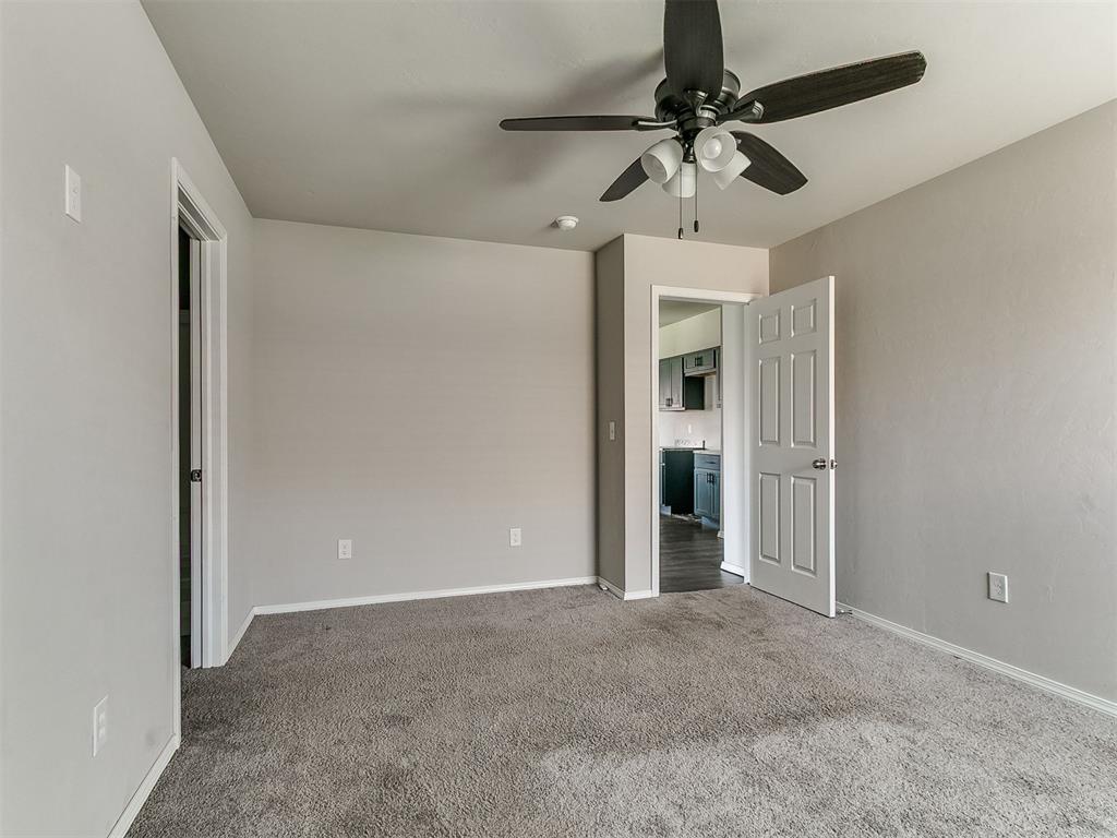 488 Fox Den Street Property Photo 11