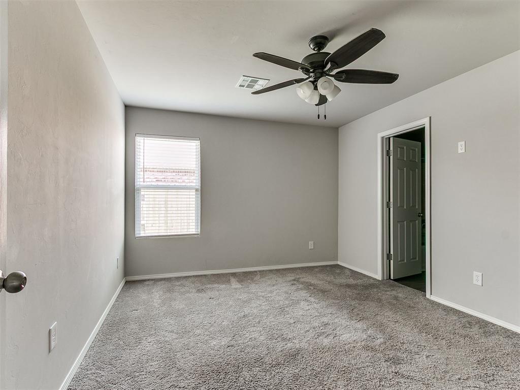 488 Fox Den Street Property Photo 12