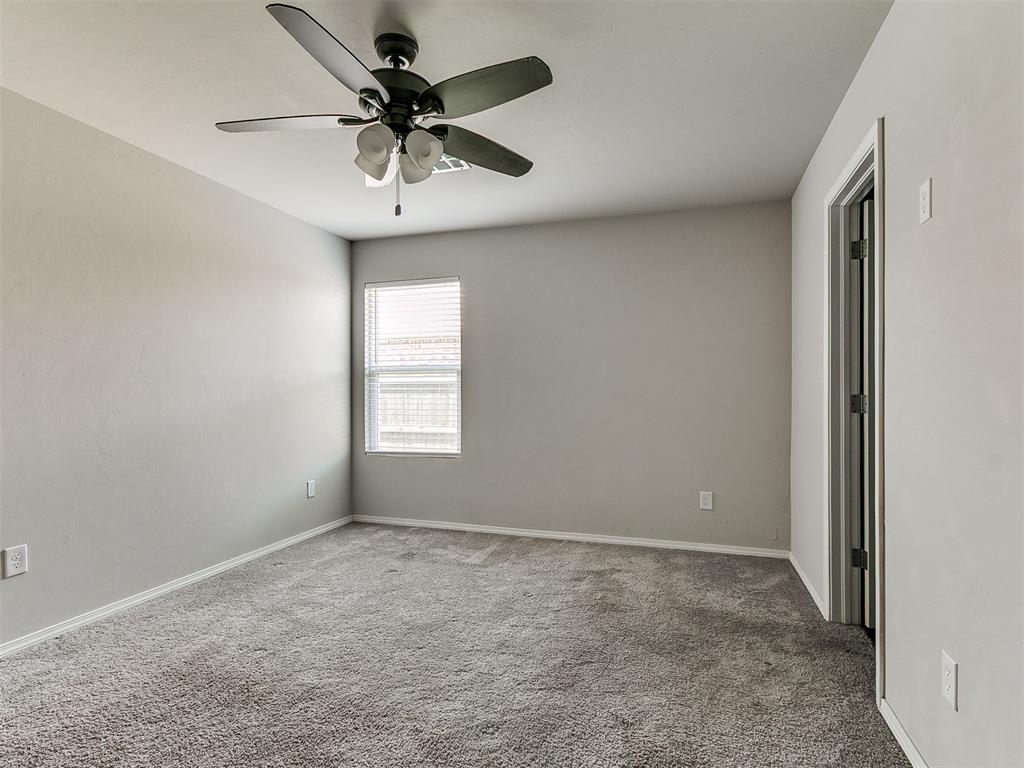 488 Fox Den Street Property Photo 13