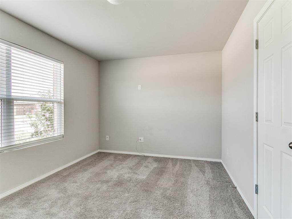 488 Fox Den Street Property Photo 21