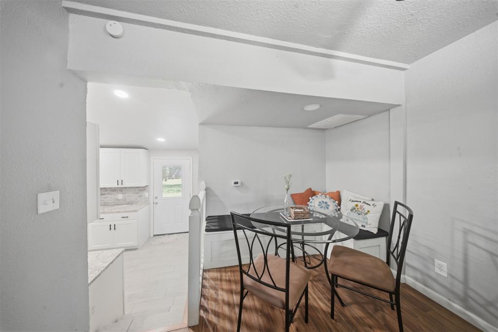 1227 Nw 96th Street Property Photo 9