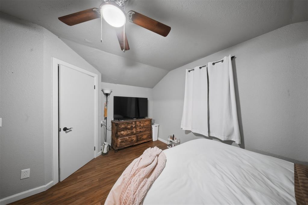 1227 Nw 96th Street Property Photo 22