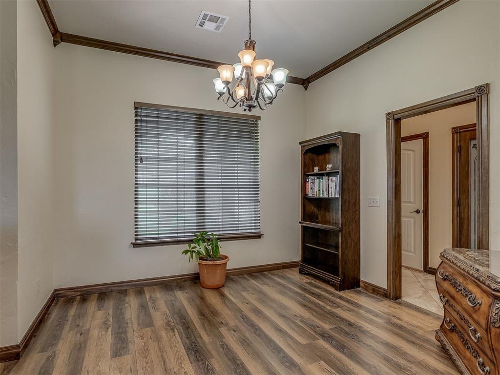 935 Silver Chase Drive Property Photo 13