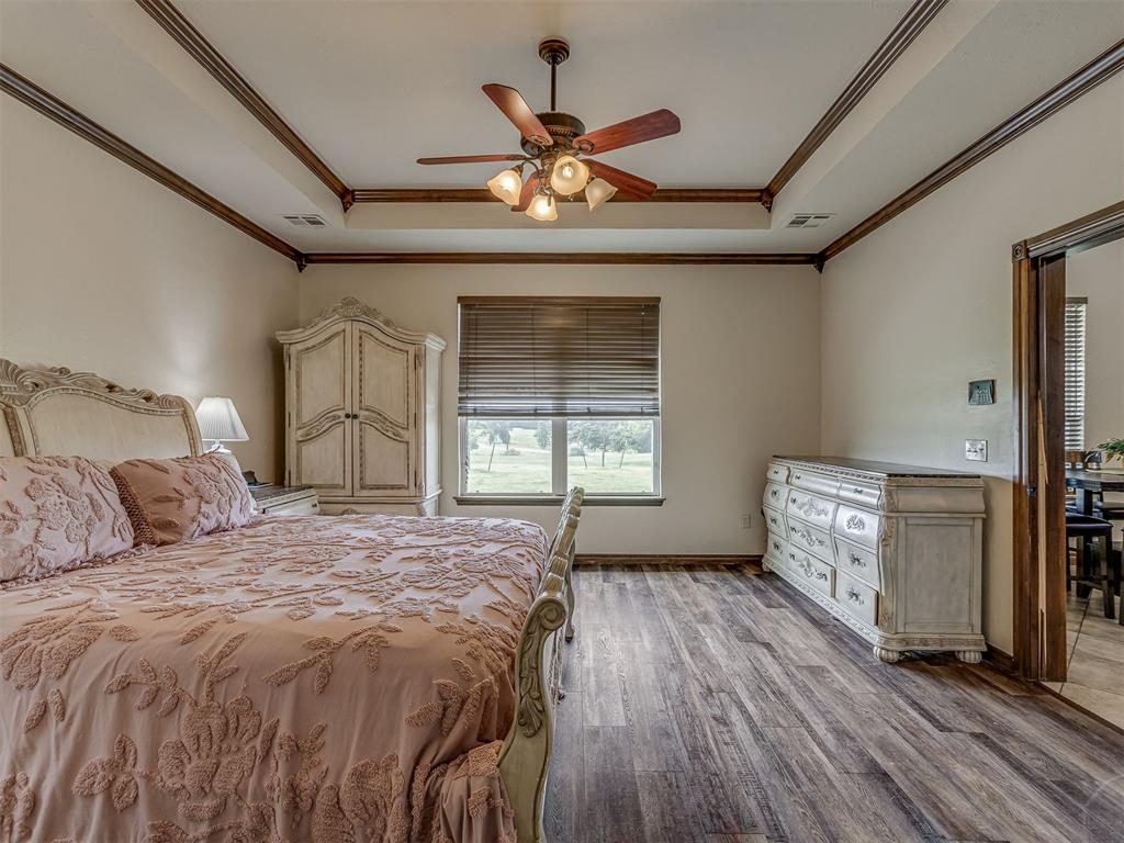 935 Silver Chase Drive Property Photo 16