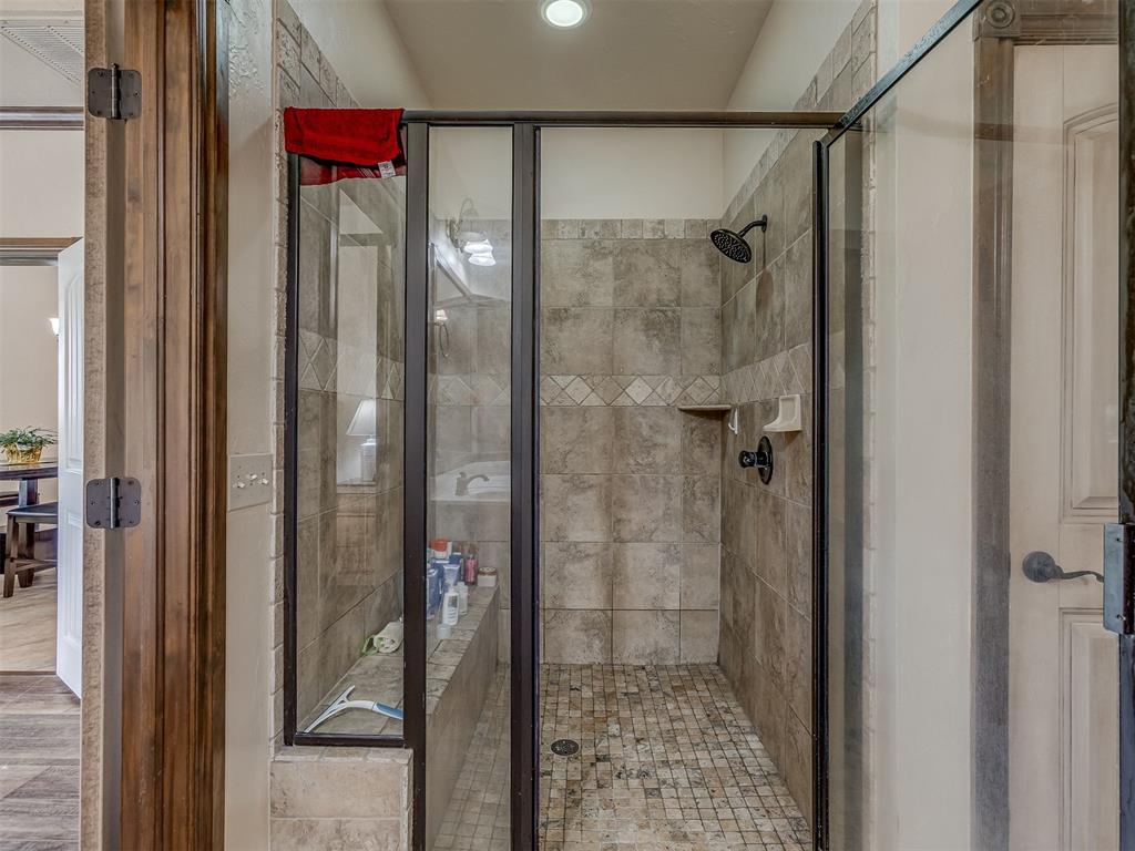 935 Silver Chase Drive Property Photo 23