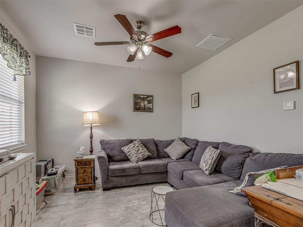 935 Silver Chase Drive Property Photo 33