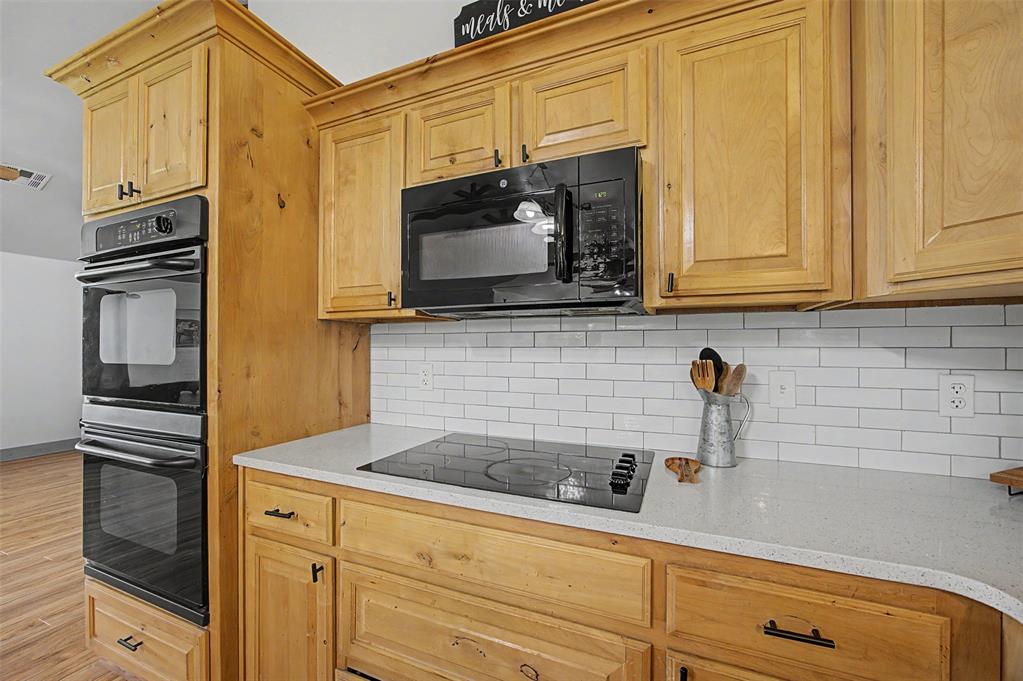 7576 E Maguire Road Property Photo 13
